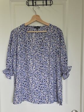 Well Worn Blue, White and Pink Floral V-Neck Blouse